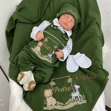 Saída Maternidade jardineira verde oliva