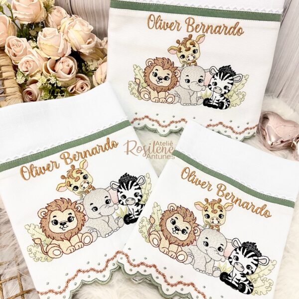 Kit fraldas passeio, ombro e boca na faixa tecido com barra bordada